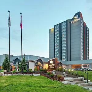 travelodge-toronto-airport.niagara-fallshotels.com/